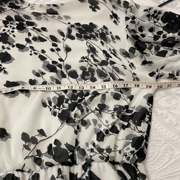 Brownstone Studio Black & White Dress, PL - Picture 6 of 8